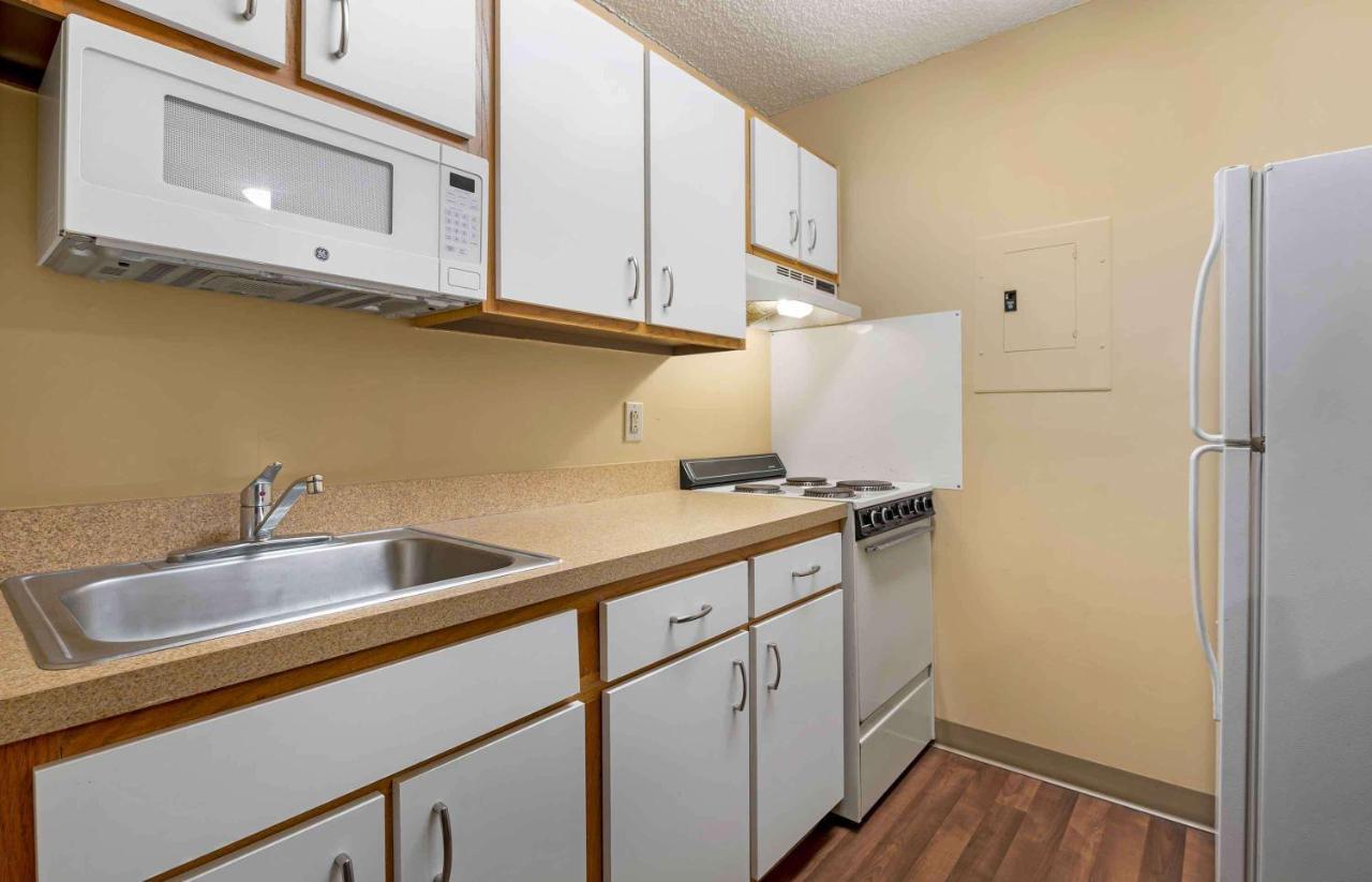 Extended Stay America Suites - Cincinnati - Blue Ash - Reagan Hwy Екстериор снимка