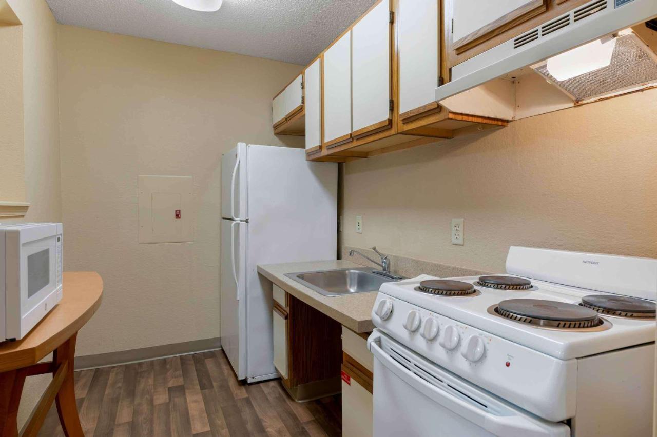 Extended Stay America Suites - Cincinnati - Blue Ash - Reagan Hwy Екстериор снимка